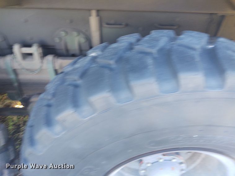 image for item DE6909 1991 Harsco M932A  wrecker truck