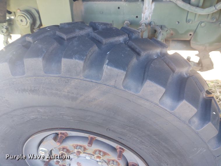 image for item DE6909 1991 Harsco M932A  wrecker truck