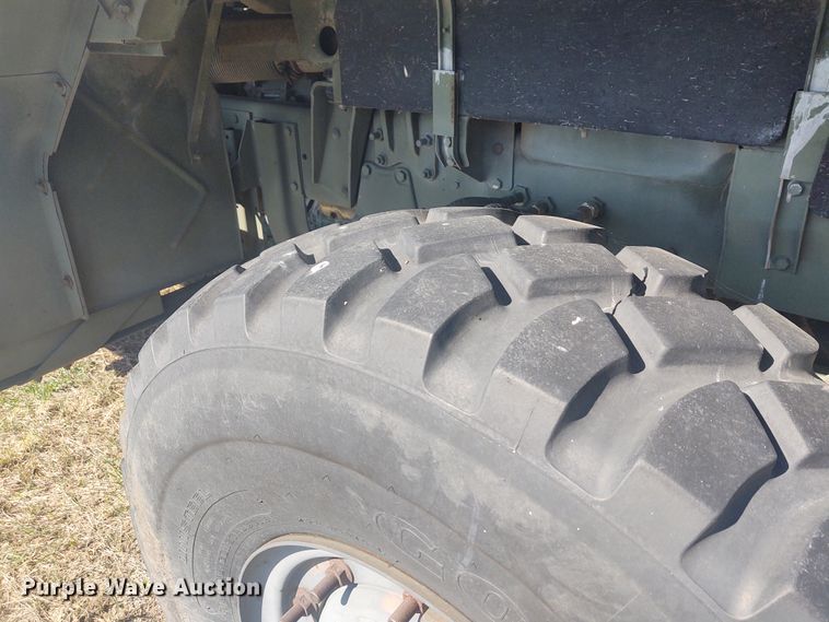 image for item DE6909 1991 Harsco M932A  wrecker truck