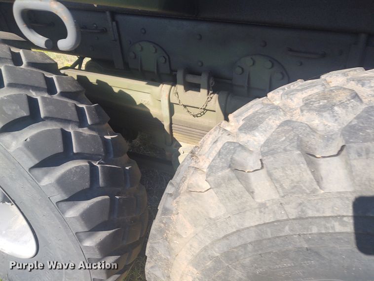 image for item DE6909 1991 Harsco M932A  wrecker truck