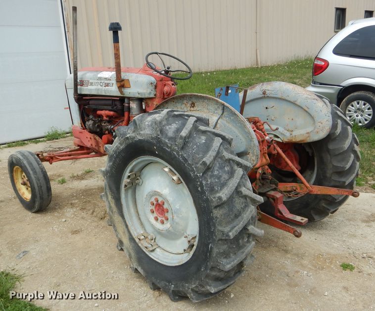 image for item DF3128 Ford 901 tractor