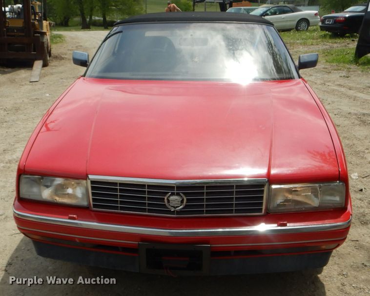 image for item DF3129 1990 Cadillac Allante  convertible
