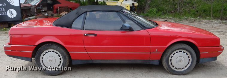 image for item DF3129 1990 Cadillac Allante  convertible