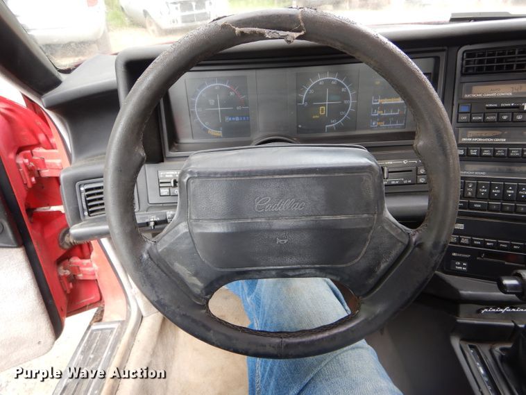 image for item DF3129 1990 Cadillac Allante  convertible