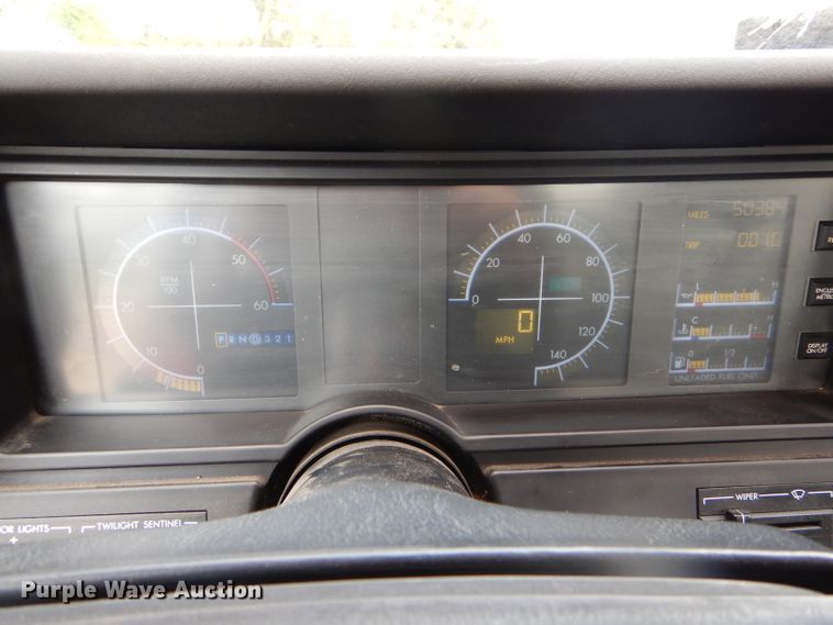 image for item DF3129 1990 Cadillac Allante  convertible