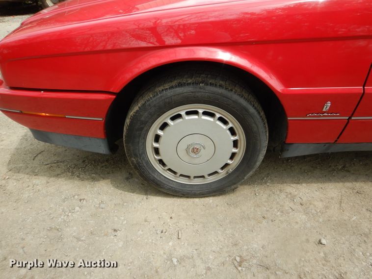 image for item DF3129 1990 Cadillac Allante  convertible