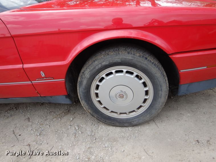 image for item DF3129 1990 Cadillac Allante  convertible