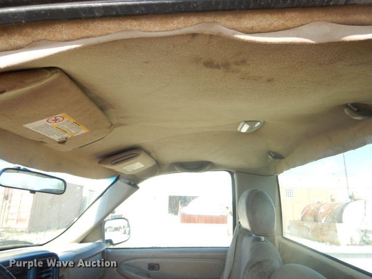 image for item DF3142 2002 Chevrolet Silverado 2500HD  pickup truck