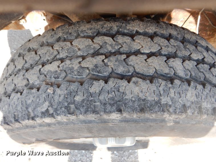 image for item DF3142 2002 Chevrolet Silverado 2500HD  pickup truck