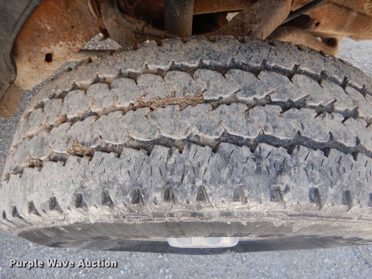 image for item DF3142 2002 Chevrolet Silverado 2500HD  pickup truck