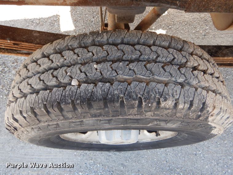 image for item DF3142 2002 Chevrolet Silverado 2500HD  pickup truck