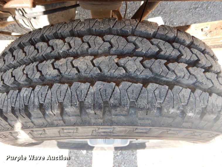 image for item DF3142 2002 Chevrolet Silverado 2500HD  pickup truck