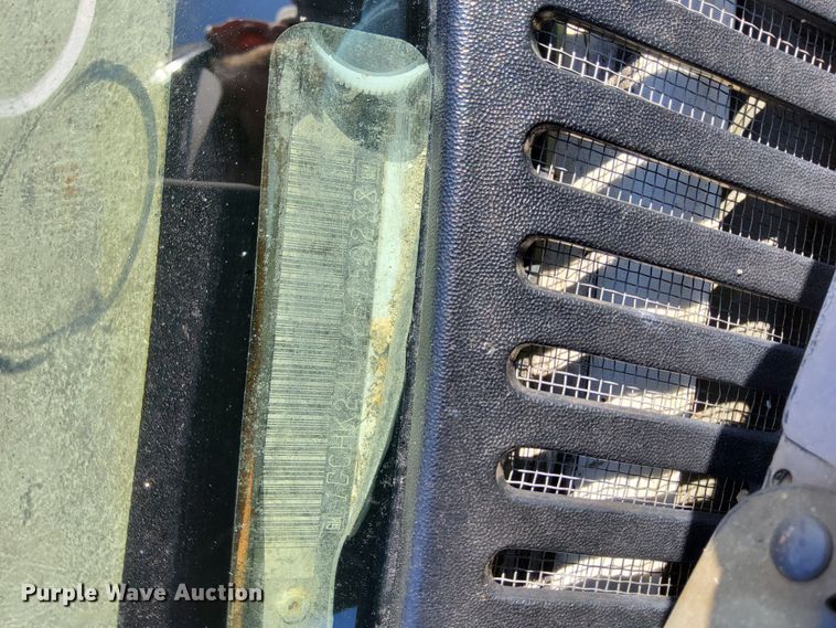 image for item DF3142 2002 Chevrolet Silverado 2500HD  pickup truck