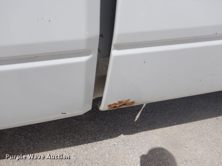 image for item DF3144 2004 Ford F150 XL  pickup truck