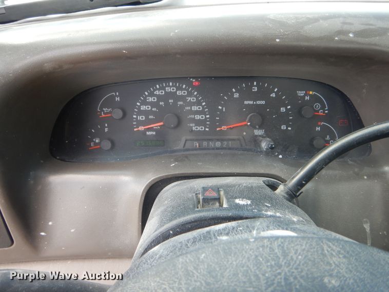 image for item DF3145 2003 Ford F250 Super Duty XL  pickup truck