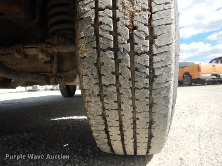 image for item DF3145 2003 Ford F250 Super Duty XL  pickup truck