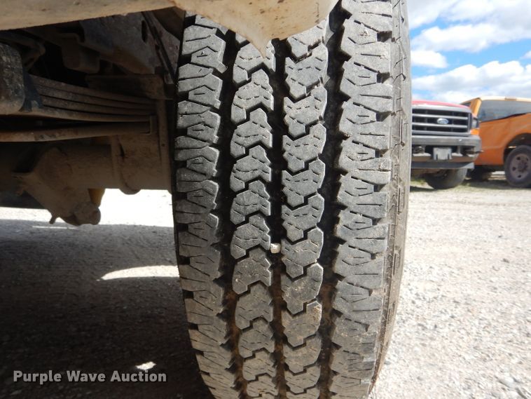 image for item DF3145 2003 Ford F250 Super Duty XL  pickup truck