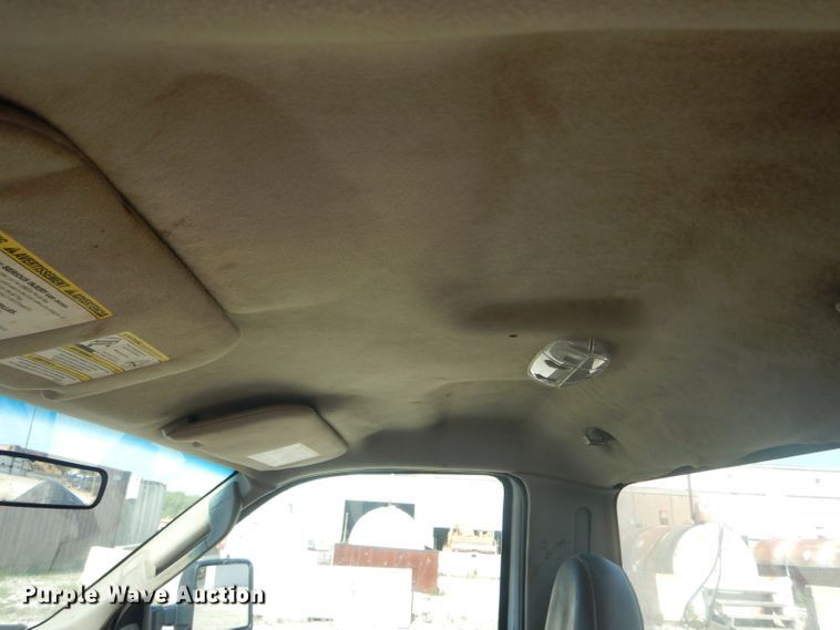 image for item DF3146 2009 Ford F250 Super Duty XL  pickup truck