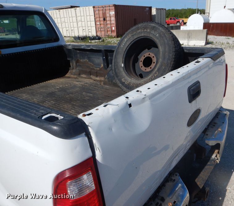 image for item DF3146 2009 Ford F250 Super Duty XL  pickup truck