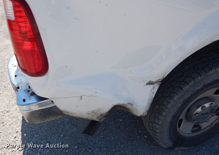 image for item DF3146 2009 Ford F250 Super Duty XL  pickup truck