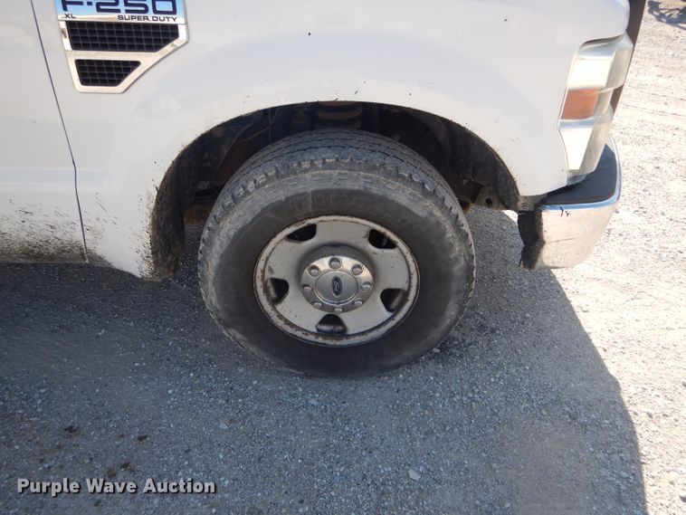 image for item DF3146 2009 Ford F250 Super Duty XL  pickup truck