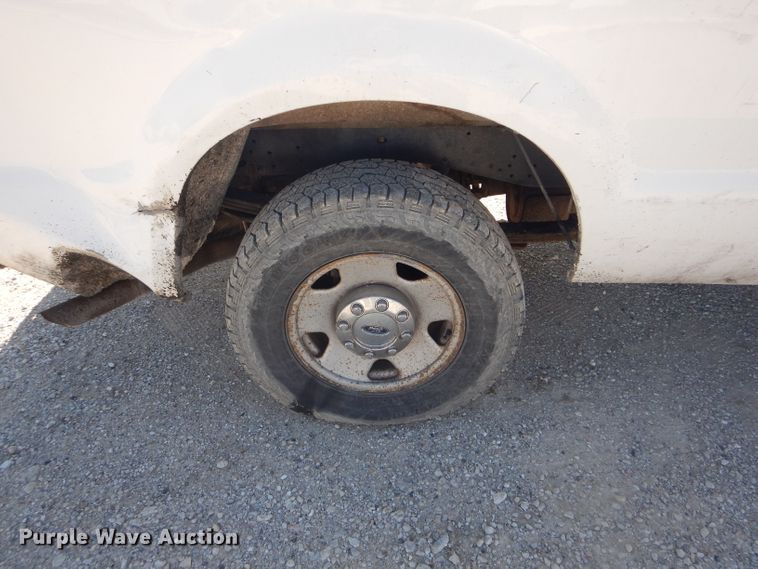 image for item DF3146 2009 Ford F250 Super Duty XL  pickup truck