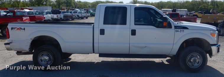 image for item DF3148 2011 Ford F350 Super Duty XL  Crew Cab pickup truck