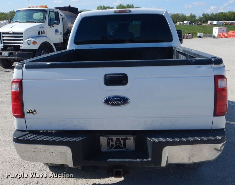 image for item DF3148 2011 Ford F350 Super Duty XL  Crew Cab pickup truck