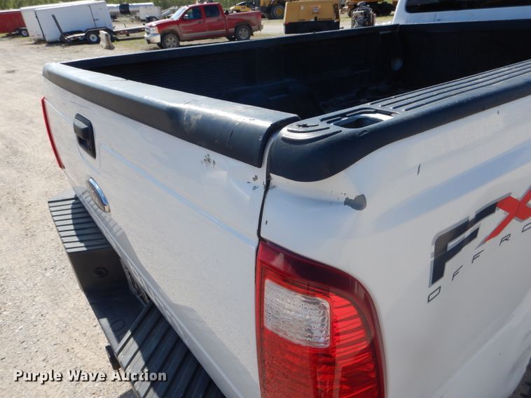 image for item DF3148 2011 Ford F350 Super Duty XL  Crew Cab pickup truck