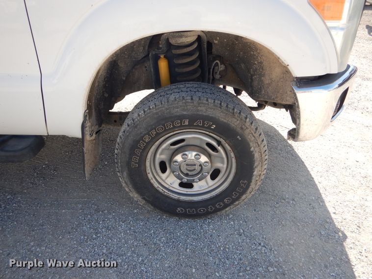 image for item DF3148 2011 Ford F350 Super Duty XL  Crew Cab pickup truck