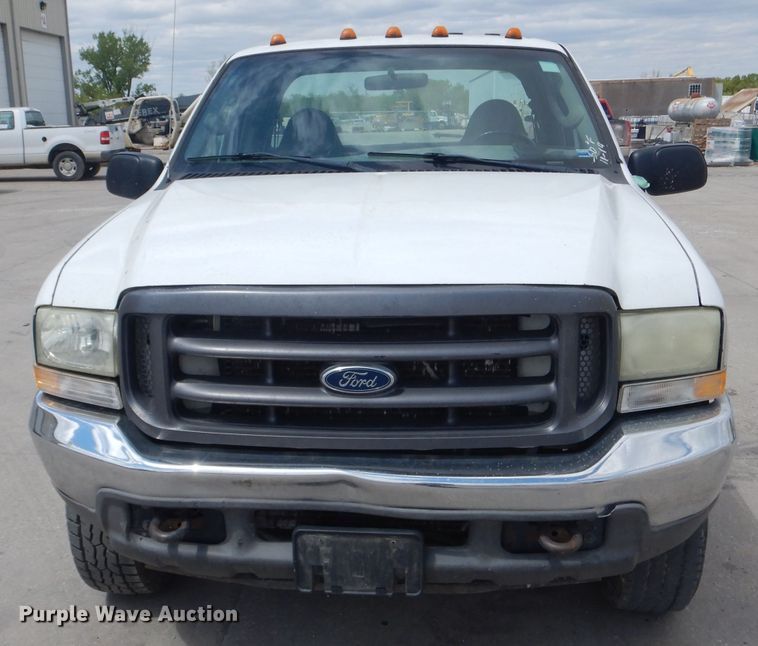 image for item DF3151 2004 Ford F250 Super Duty XL  SuperCab pickup truck