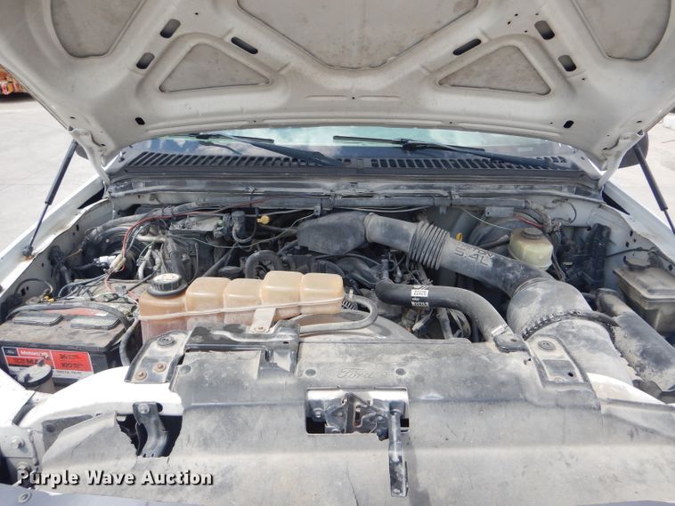 image for item DF3151 2004 Ford F250 Super Duty XL  SuperCab pickup truck