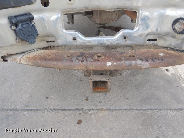 image for item DF3151 2004 Ford F250 Super Duty XL  SuperCab pickup truck