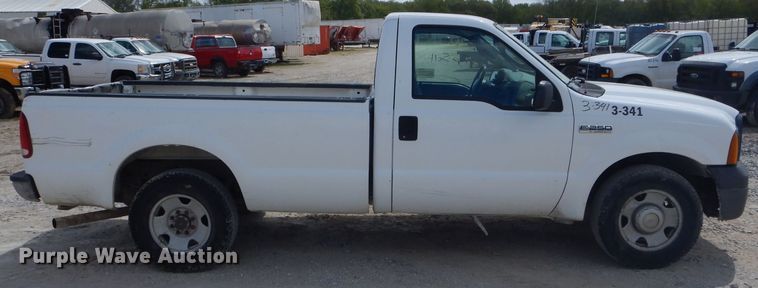 image for item DF3152 2006 Ford F250 Super Duty XL  pickup truck