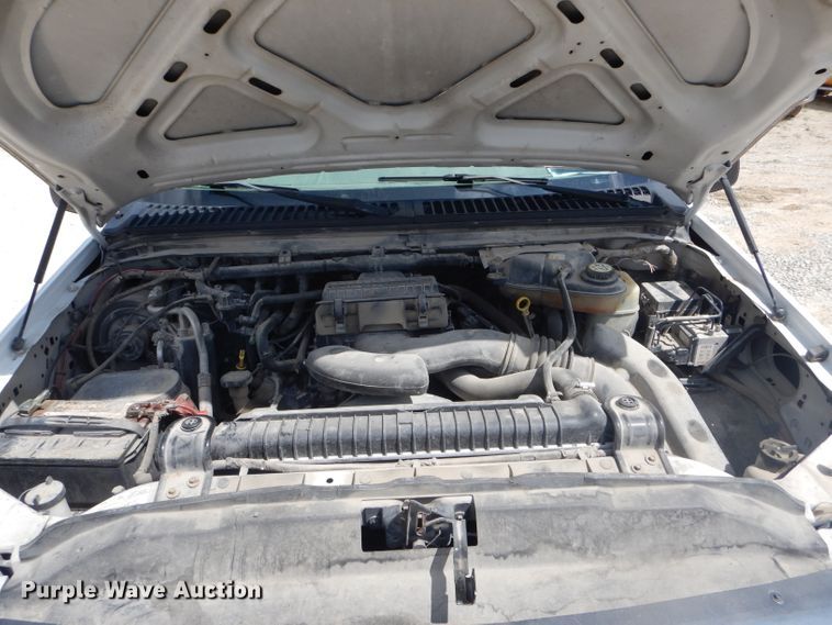 image for item DF3152 2006 Ford F250 Super Duty XL  pickup truck