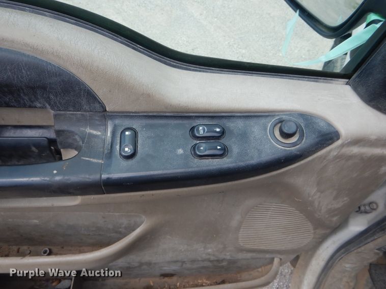 image for item DF3154 2006 Ford F250 Super Duty XL  pickup truck