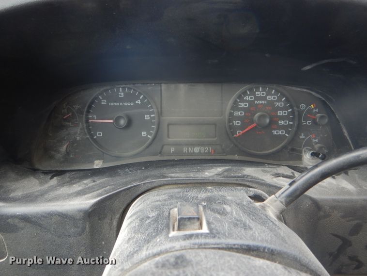 image for item DF3154 2006 Ford F250 Super Duty XL  pickup truck