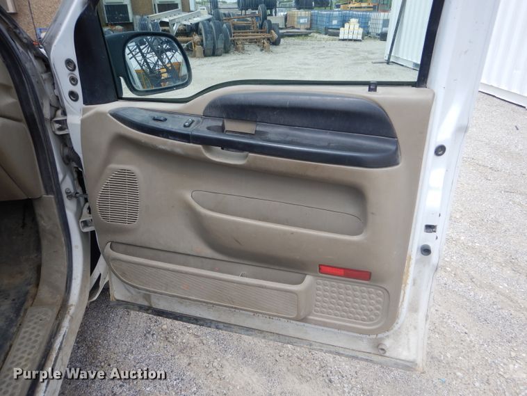 image for item DF3154 2006 Ford F250 Super Duty XL  pickup truck