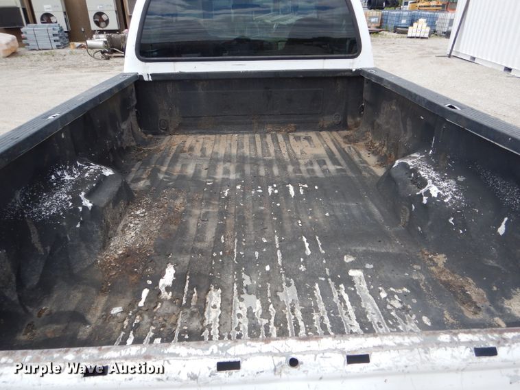 image for item DF3154 2006 Ford F250 Super Duty XL  pickup truck