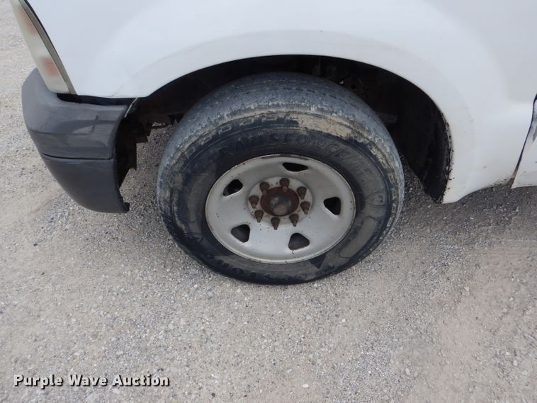 image for item DF3154 2006 Ford F250 Super Duty XL  pickup truck