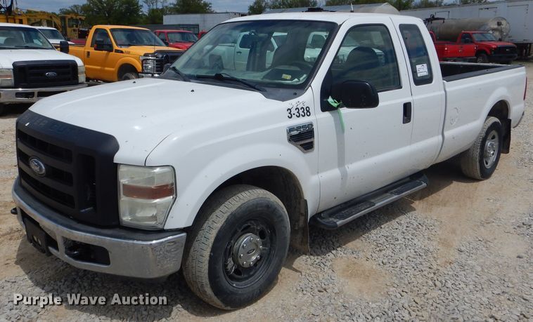 image for item DF3155 2006 Ford F250 Super Duty XL  pickup truck