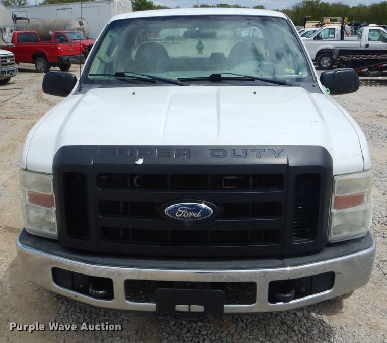 image for item DF3155 2006 Ford F250 Super Duty XL  pickup truck