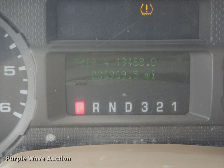 image for item DF3155 2006 Ford F250 Super Duty XL  pickup truck