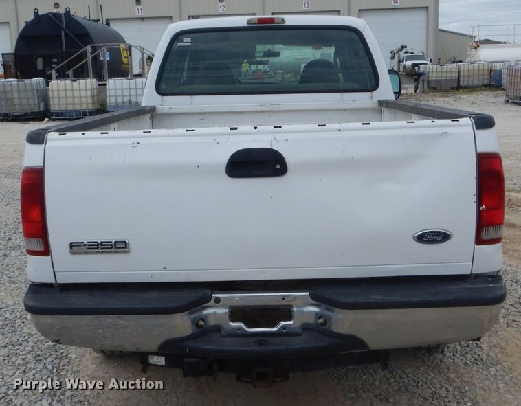 image for item DF3156 2006 Ford F350 Super Duty XL  Crew Cab pickup truck