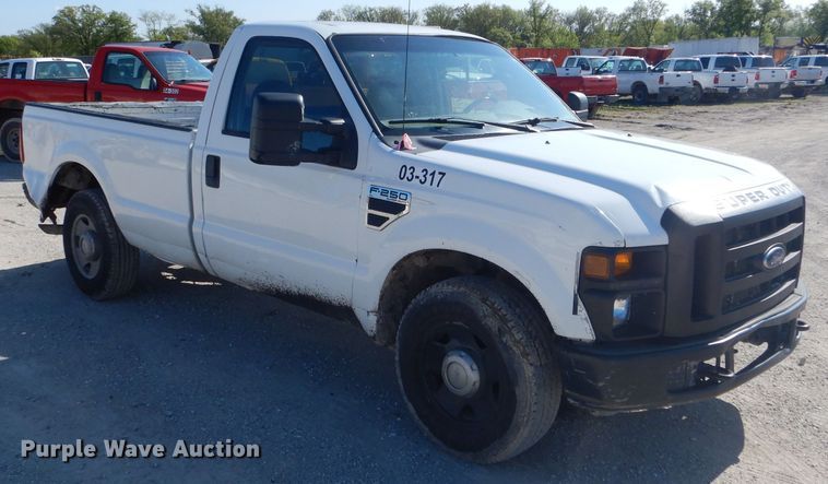 image for item DF3157 2009 Ford F250 Super Duty XL  pickup truck