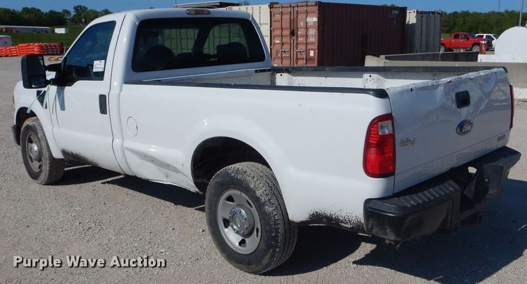 image for item DF3157 2009 Ford F250 Super Duty XL  pickup truck