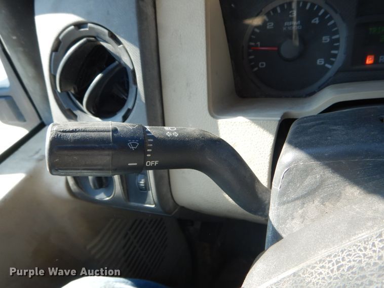 image for item DF3157 2009 Ford F250 Super Duty XL  pickup truck