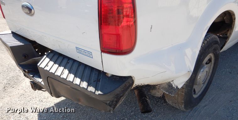 image for item DF3157 2009 Ford F250 Super Duty XL  pickup truck