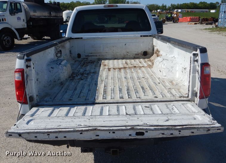 image for item DF3157 2009 Ford F250 Super Duty XL  pickup truck