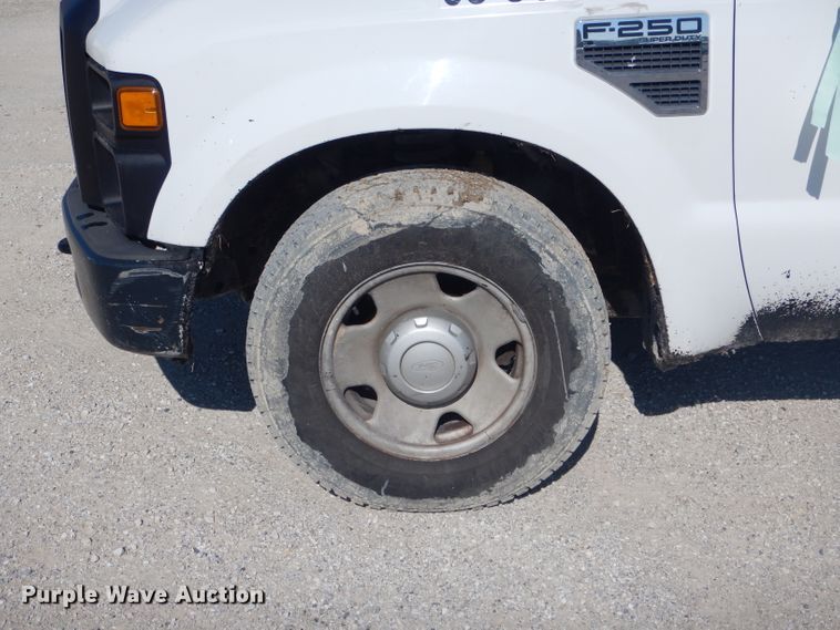 image for item DF3157 2009 Ford F250 Super Duty XL  pickup truck